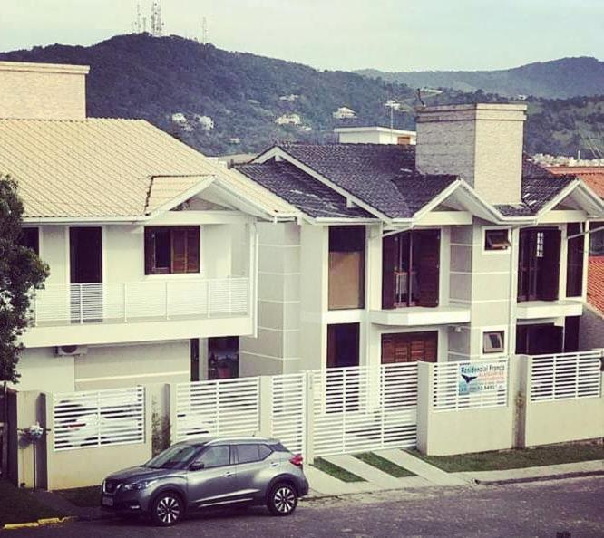 Апартаменти Residencial Franca Гаропаба Екстер'єр фото